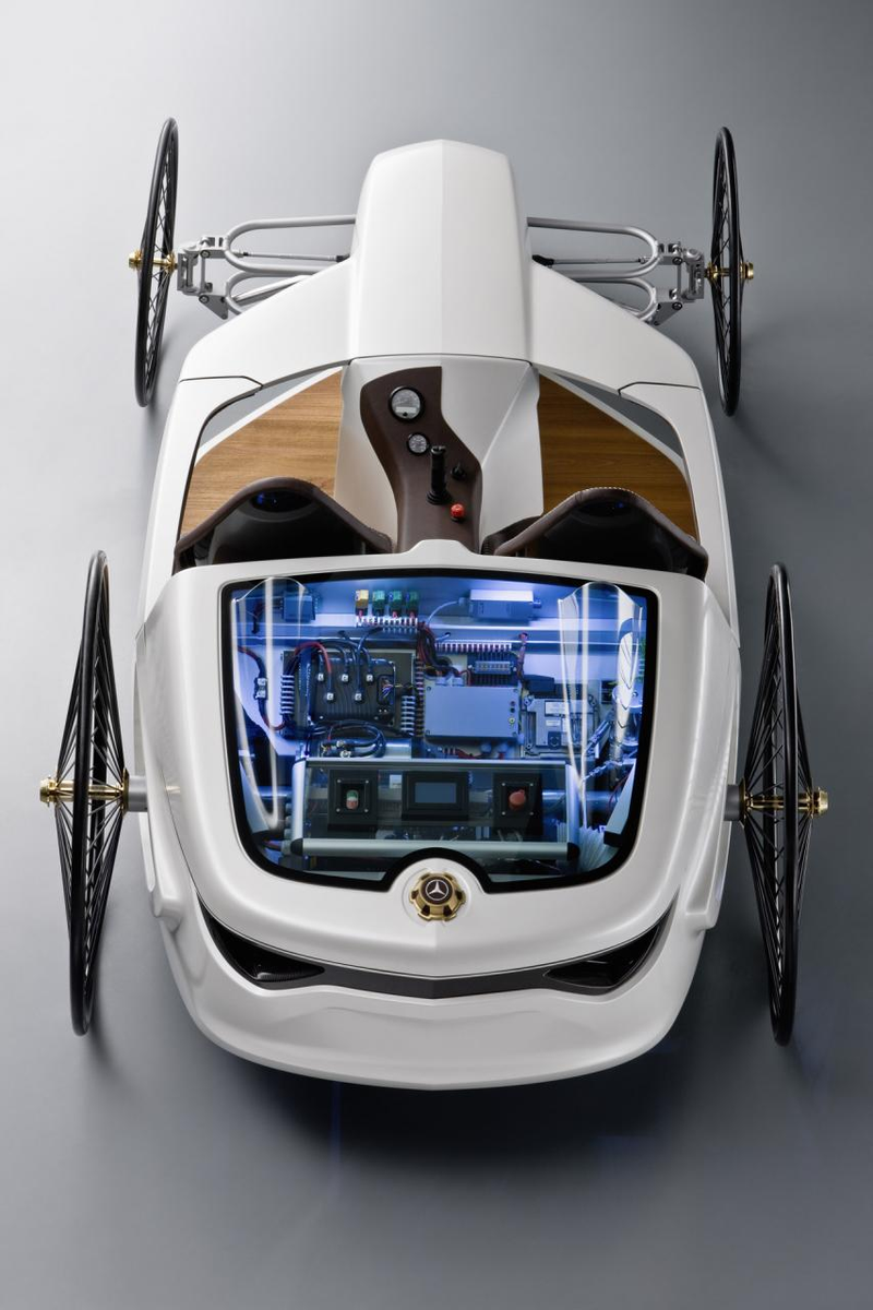Illustration for article titled Mercedes F-CELL Roadster: Hydrogen-Powered Buggy Concept